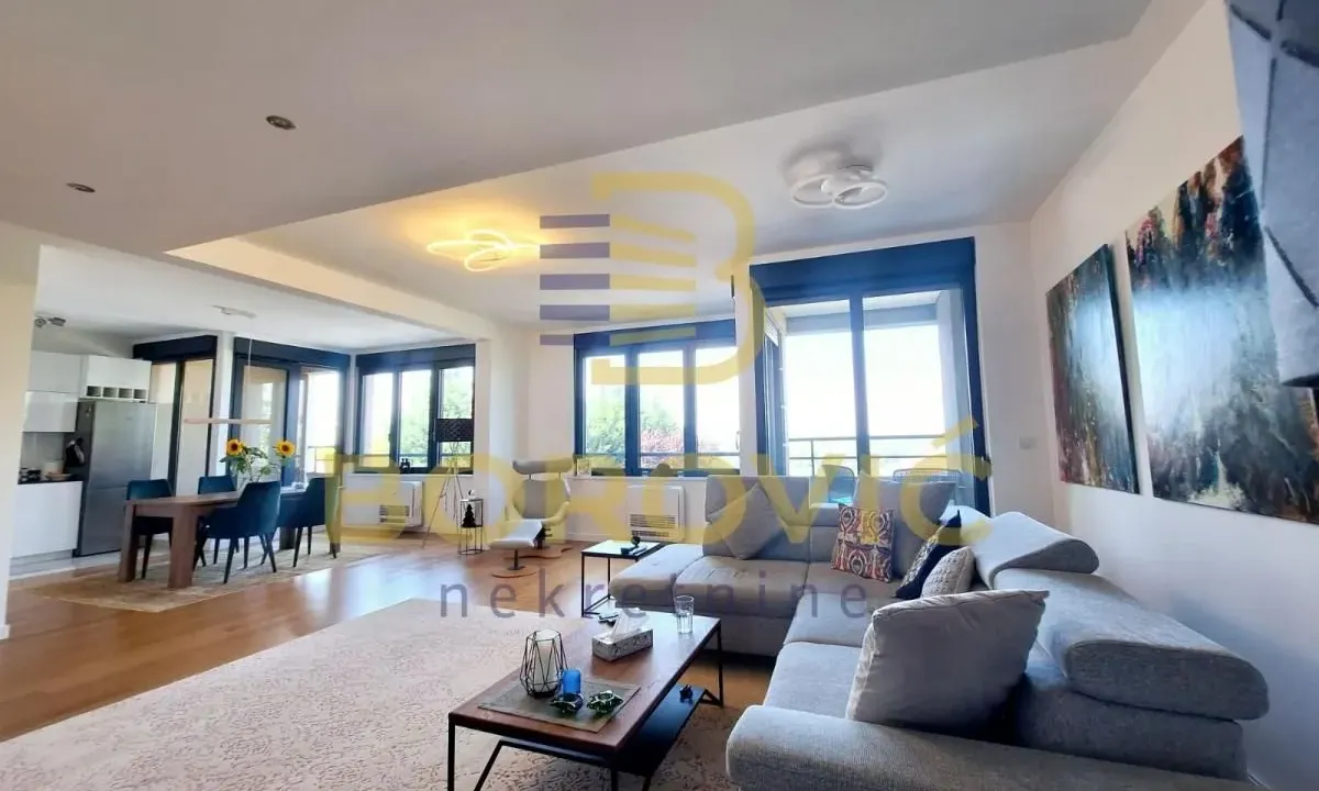 Sale, four bedroom apartment, 106m², Zemun Sve Podlokacije, Beograd