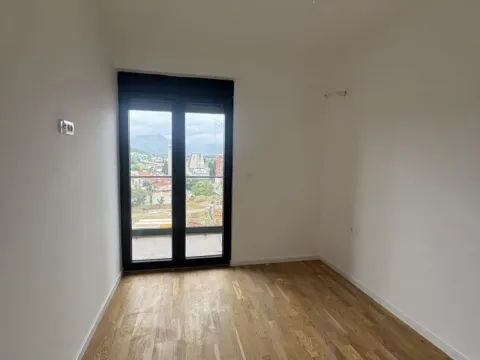 Prodaja, dvosoban stan, 63m², Stari Aerodrom, Podgorica - image 7