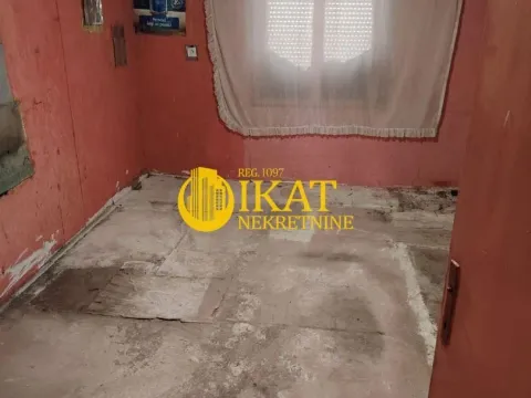 Prodaja, kuća, 139m², Perlez, Zrenjanin - image 4