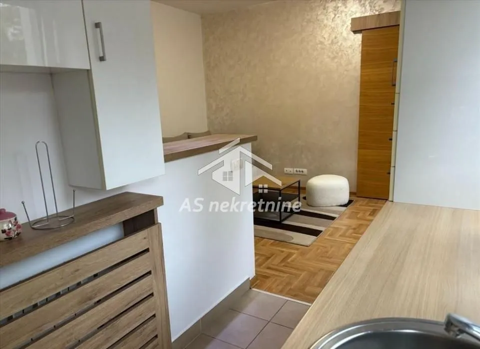 Rent, two bedroom apartment, 40m², Stari Grad, Beograd