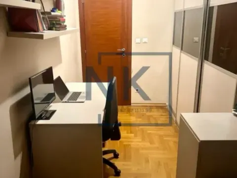 Izdavanje, trosoban stan, 130m², Preko Morače, Podgorica - image 10
