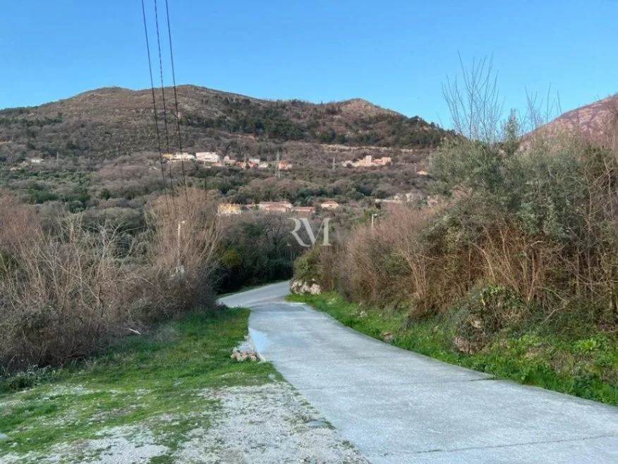 Prodaja, plac, 667m², Dub, Kotor