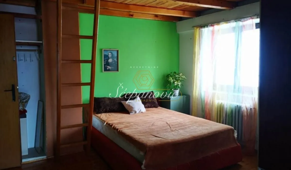 Izdavanje, četvorosoban stan, 52m², Adamovićevo Naselje, Novi Sad Sve Podlokacije