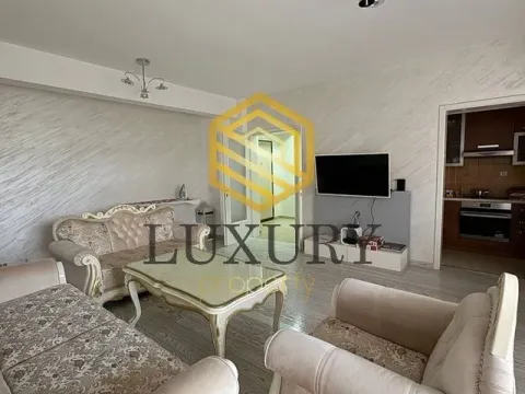 Izdavanje, trosoban stan, 95m², Kod Capital Plaze, Podgorica - image 5