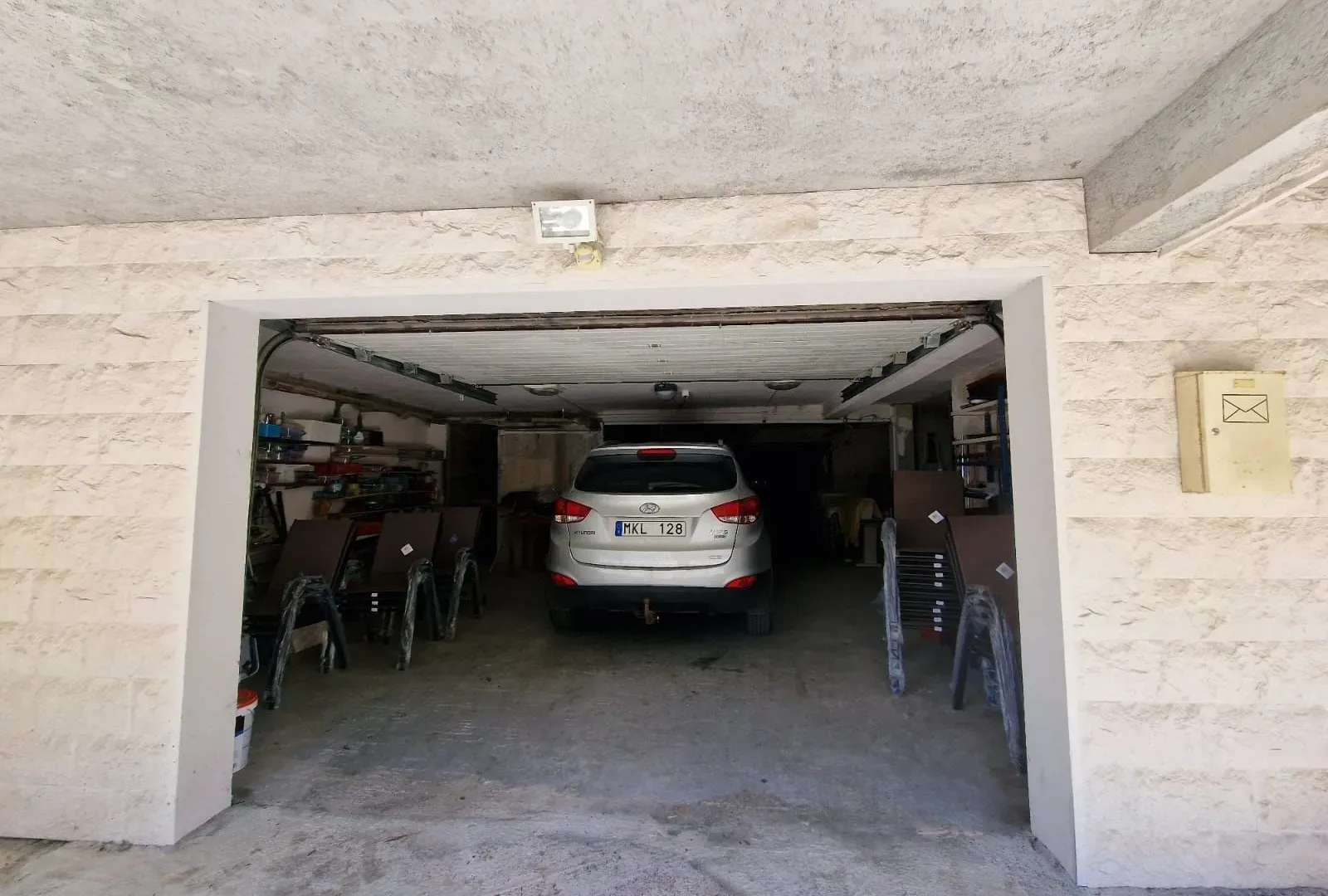 Sale, house, 1000m², Bečići, Budva