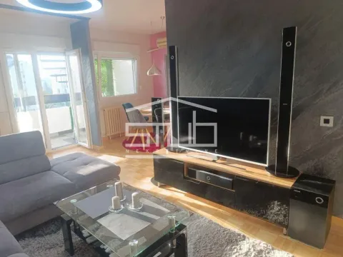 Prodaja, trosoban stan, 75m², Novi Beograd Blok 61, Novi Beograd Sve Podlokacije - image 3