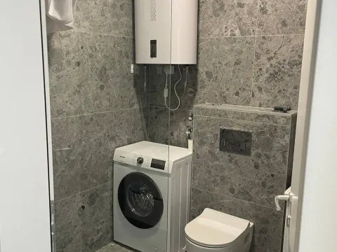 Sale, studio apartment, 27m², Bečići, Budva - image 2