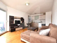 Izdavanje, jednosoban stan, 52m², Tuški Put, Podgorica