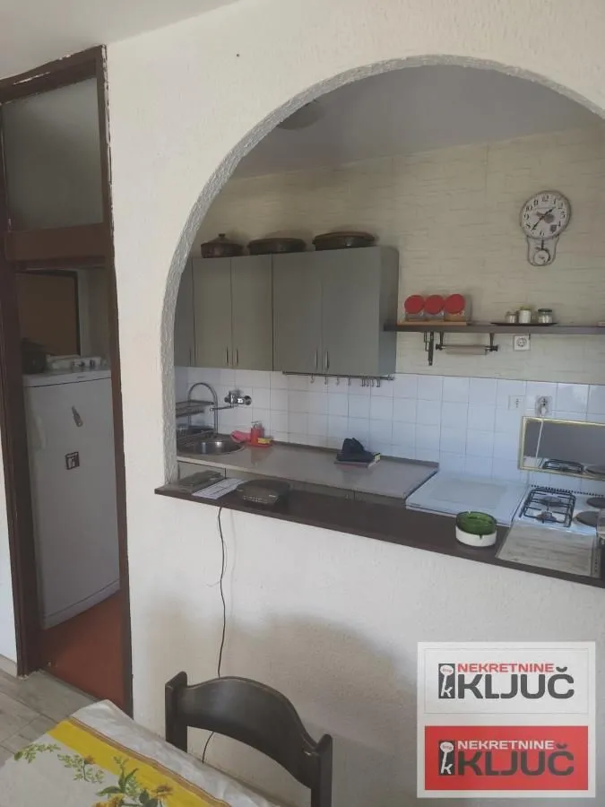 Prodaja, trosoban stan, 73m², Sajmište, Novi Sad
