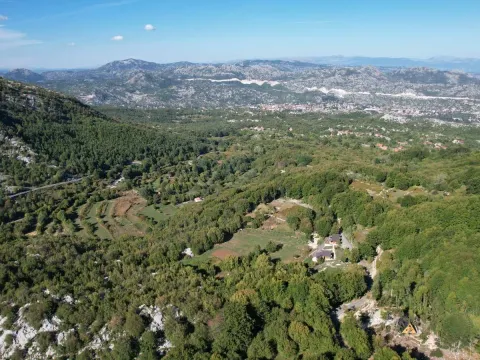 Sale, land lot, 2210m², Cetinje, Crna Gora - image 6