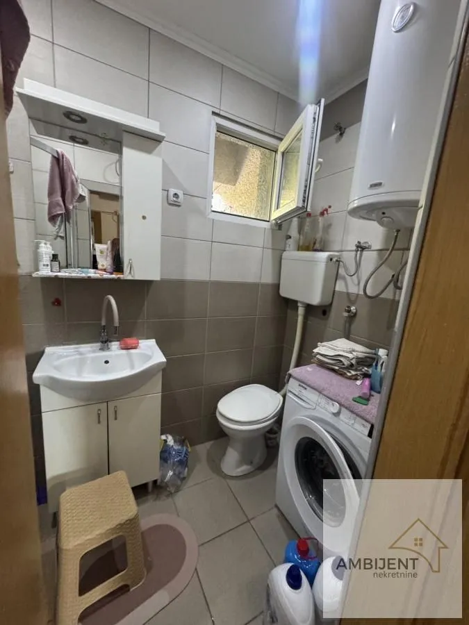 Prodaja, dvosoban stan, 47m², Batajnica, Beograd