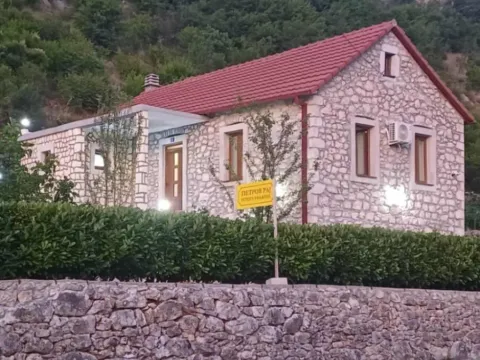 Prodaja, kuća, 90m², Danilovgrad, Crna Gora