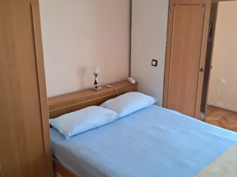 Izdavanje, četvorosoban stan, 95m², Zelenika, Herceg Novi - image 4