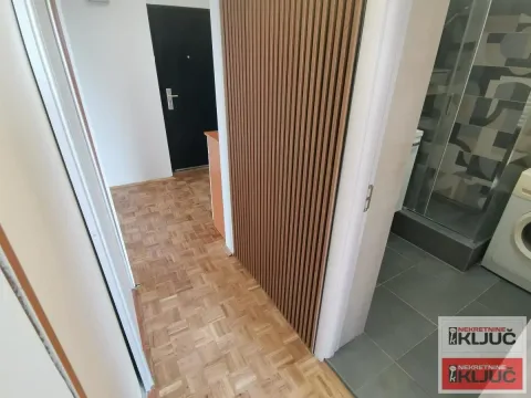 Prodaja, dvosoban stan, 59m², Novo naselje, Novi Sad - image 11