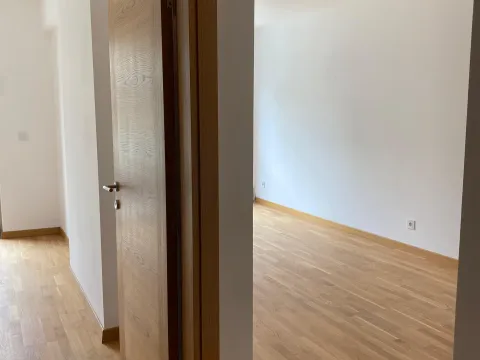 Sale, one bedroom apartment, 48m², Bečići, Budva - image 5