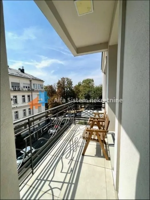 Izdavanje, četvorosoban stan, 190m², Neimar, Vračar Sve Podlokacije