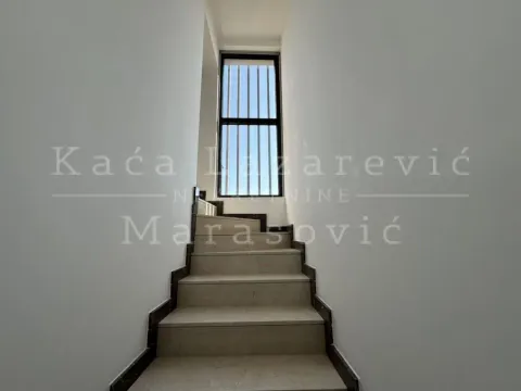 Prodaja, stan, 174m², Lekino Brdo, Voždovac Sve Podlokacije - image 13