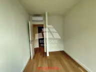 Izdavanje, trosoban stan, 73m², Savski Venac, Beograd - image 7