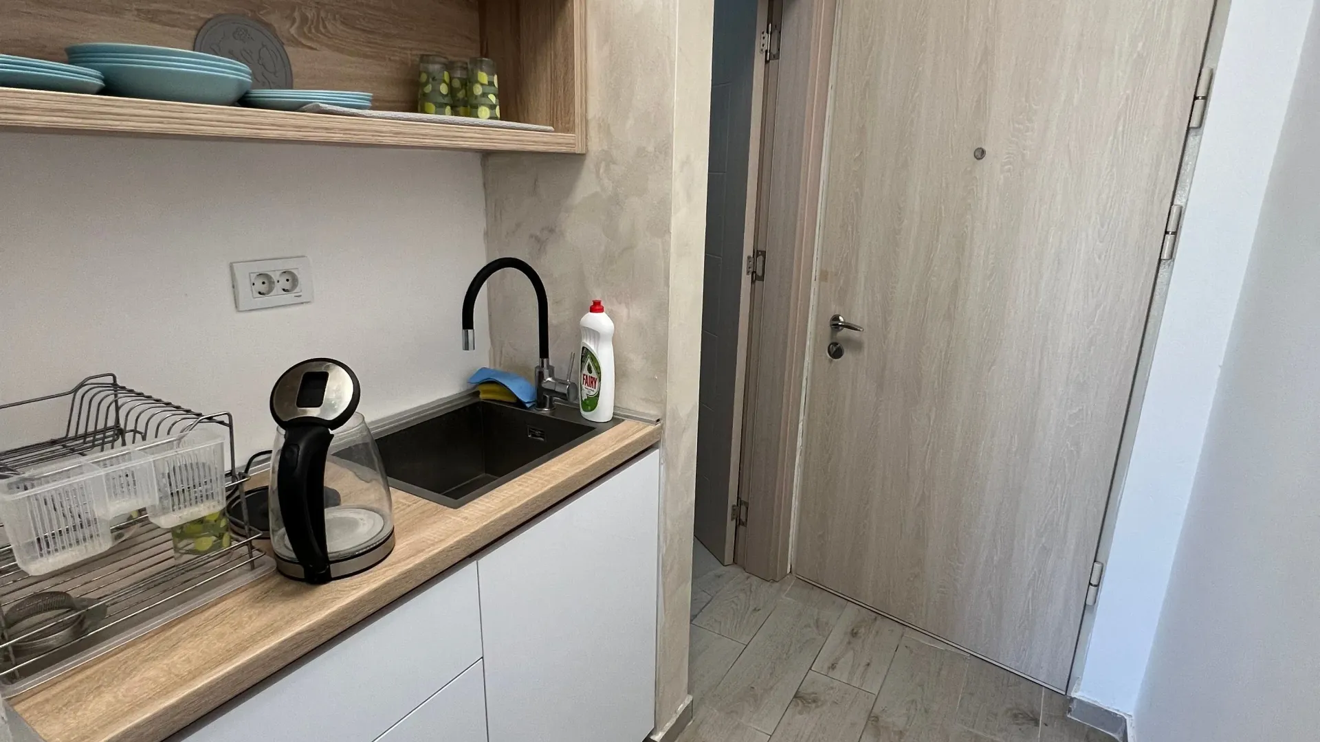 Rent, one bedroom apartment, 38m², Sutomore, Bar