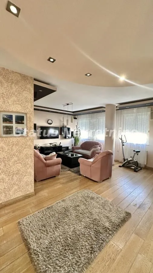 Rent, apartment, 126m², Adamovićevo Naselje, Novi Sad Sve Podlokacije