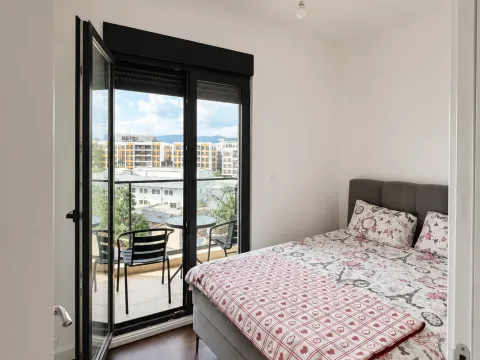 Izdavanje, jednosoban stan, 43m², Krivi Most, Podgorica - image 4