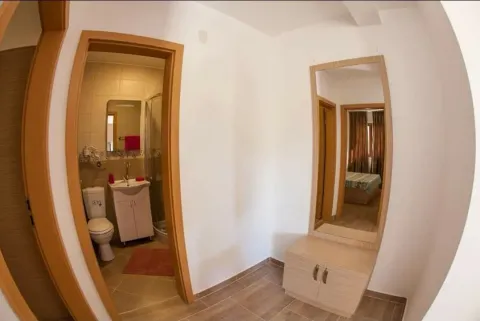 Rent, one bedroom apartment, 55m², Petrovac, Budva - image 7