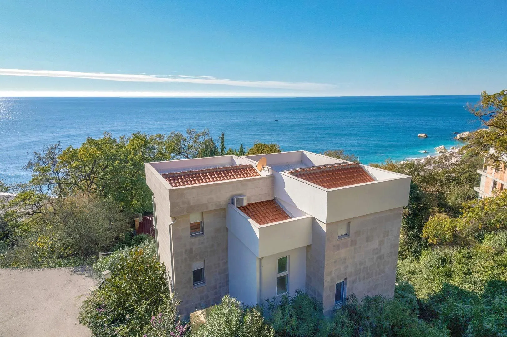 Sale, house, 400m², Perazića do, Budva