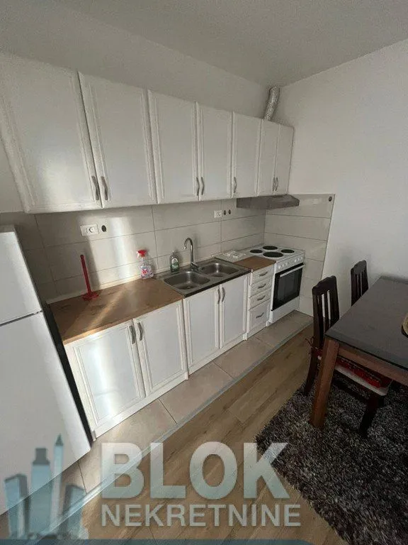 Izdavanje, jednosoban stan, 42m², Dalmatinska ulica, Podgorica