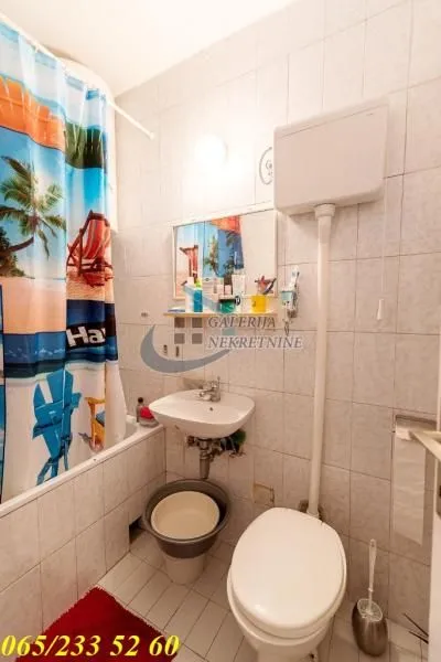 Sale, three bedroom apartment, 88m², Lipov Lad, Zvezdara Sve Podlokacije