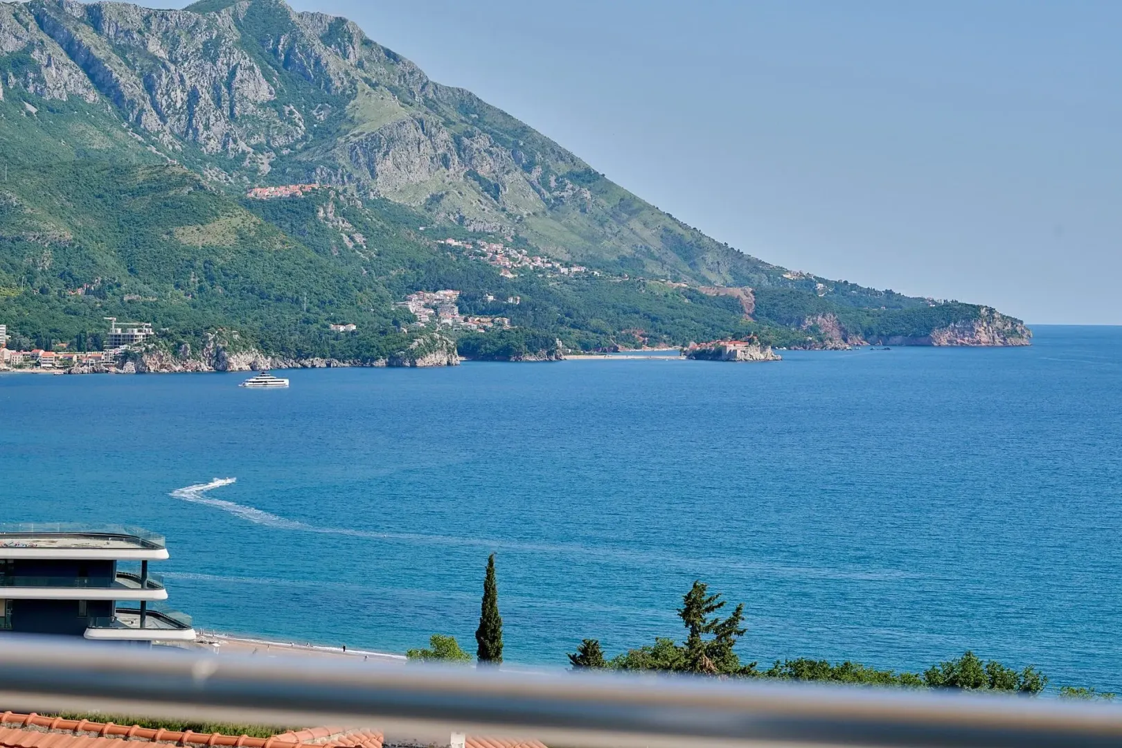 Sale, four bedroom apartment, 113m², Bečići, Budva