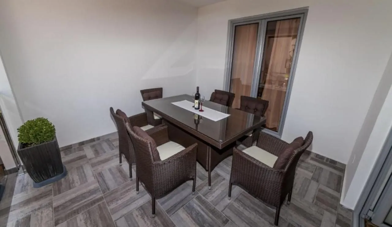 Sale, three bedroom apartment, 92m², Babilonija, Budva