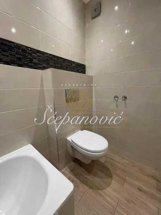 Sale, four bedroom apartment, 104m², Bulevar Evrope, Novi Sad Sve Podlokacije