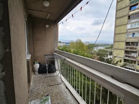 Rent, three bedroom apartment, 70m², Dom zdravlja, Niš - image 6