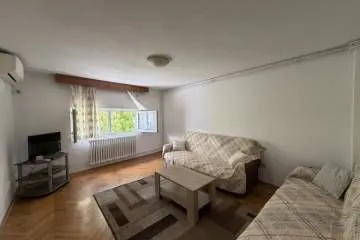 Rent, two bedroom apartment, 59m², Vračar Hram, Vračar Sve Podlokacije - image 2