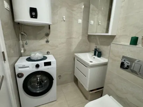 Sale, one bedroom apartment, 52m², Bečići, Budva - image 6