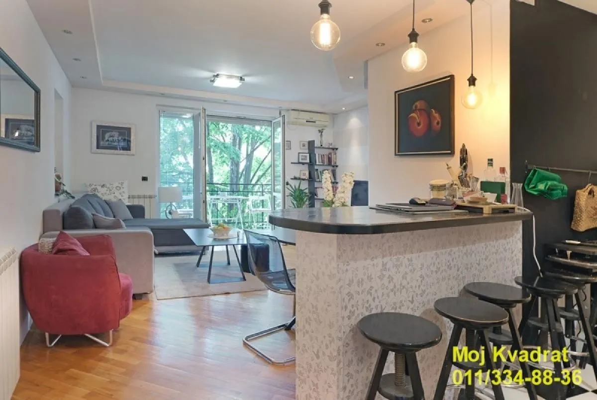Prodaja, dvosoban stan, 54m², Kalenić Pijaca, Vračar Sve Podlokacije