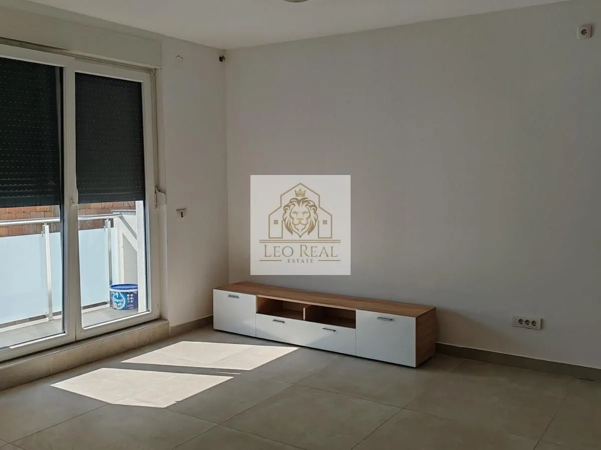 Prodaja, dvosoban stan, 47m², Nova Pazova, Stara Pazova