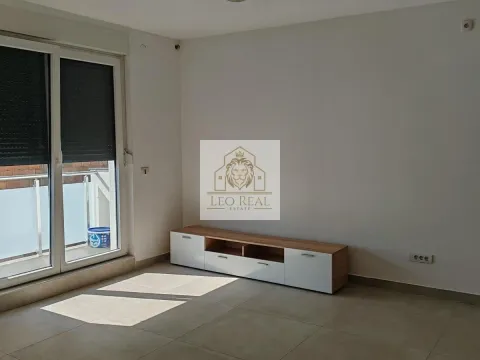 Prodaja, dvosoban stan, 47m², Nova Pazova, Stara Pazova - image 3