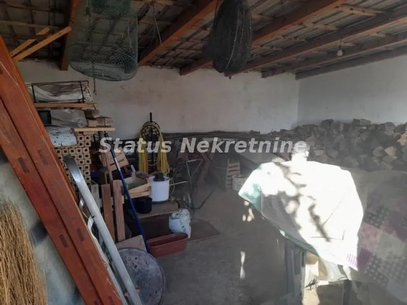 Prodaja, kuća, 194m², Šid, Srbija