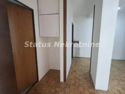 Izdavanje, dvosoban stan, 47m², Centar, Novi Sad - image 4