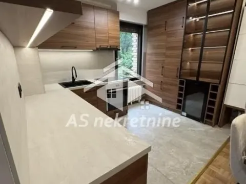 Rent, four bedroom apartment, 86m², Čukarica, Beograd - image 16