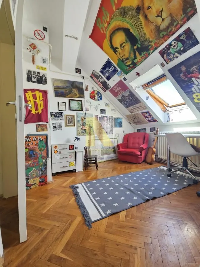 Prodaja, trosoban stan, 57m², Bulevar Oslobodjenja, Novi Sad Sve Podlokacije