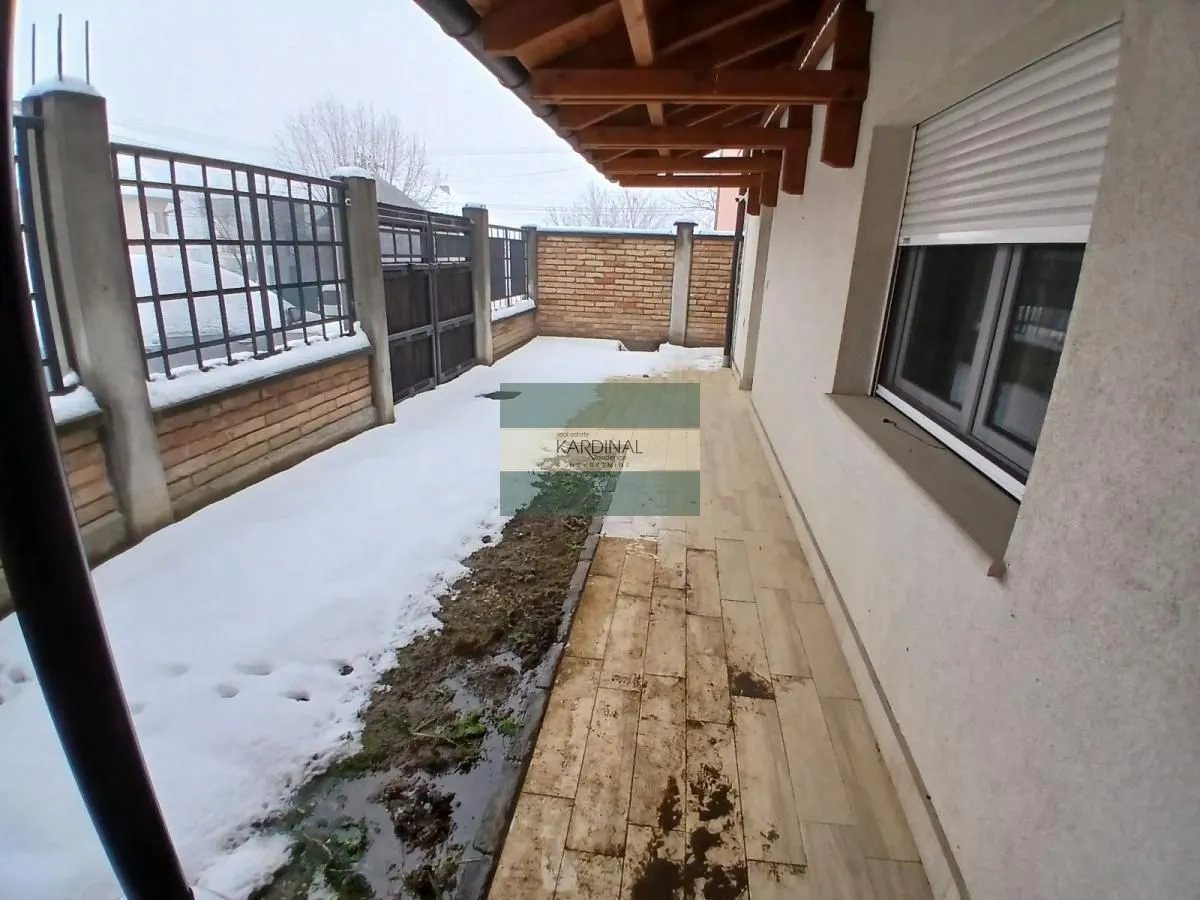 Prodaja, kuća, 273m², Grošnica, Kragujevac