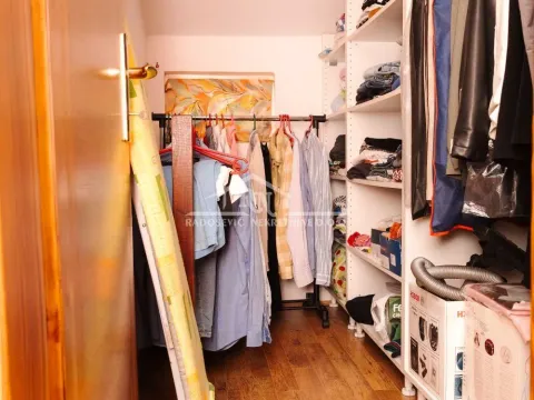 Sale, house, 215m², Čukarica, Beograd - image 11