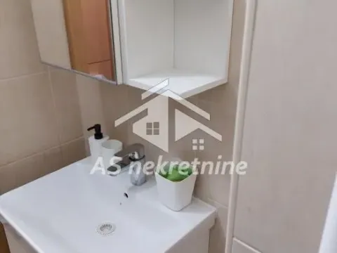 Izdavanje, dvosoban stan, 46m², Kalenić Pijaca, Vračar Sve Podlokacije - image 19