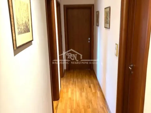 Prodaja, četvorosoban stan, 95m², Skojevsko Naselje, Beograd - image 11