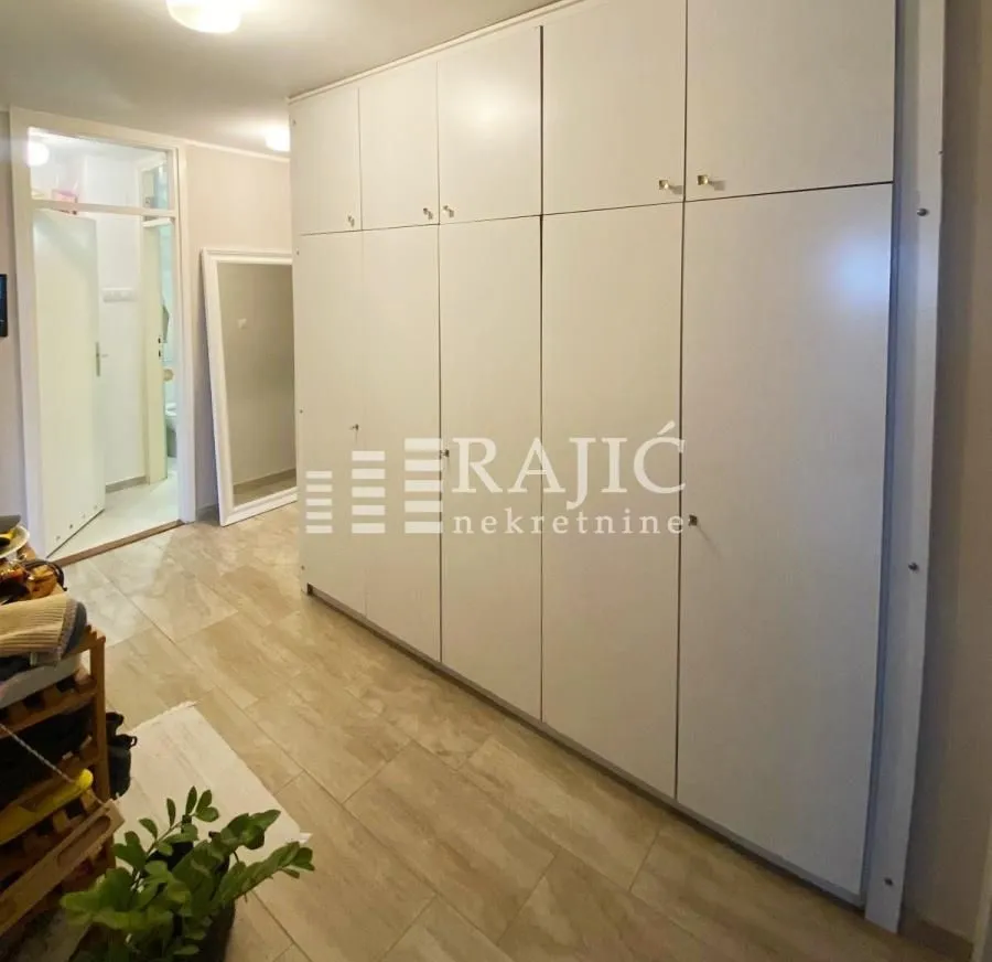 Rent, two bedroom apartment, 64m², Novi Beograd Blok 70, Novi Beograd Sve Podlokacije