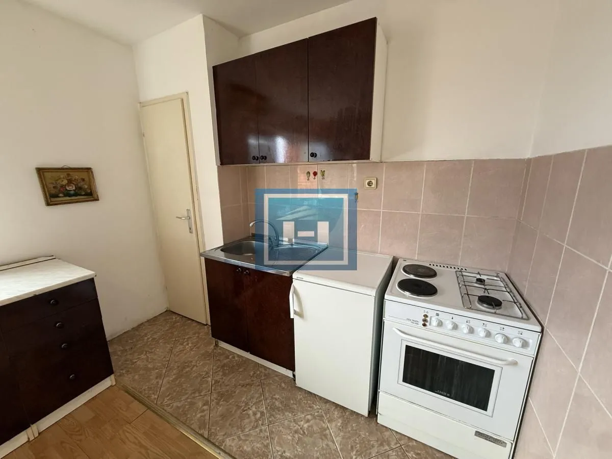 Prodaja, jednosoban stan, 48m², Vašarište, Jagodina