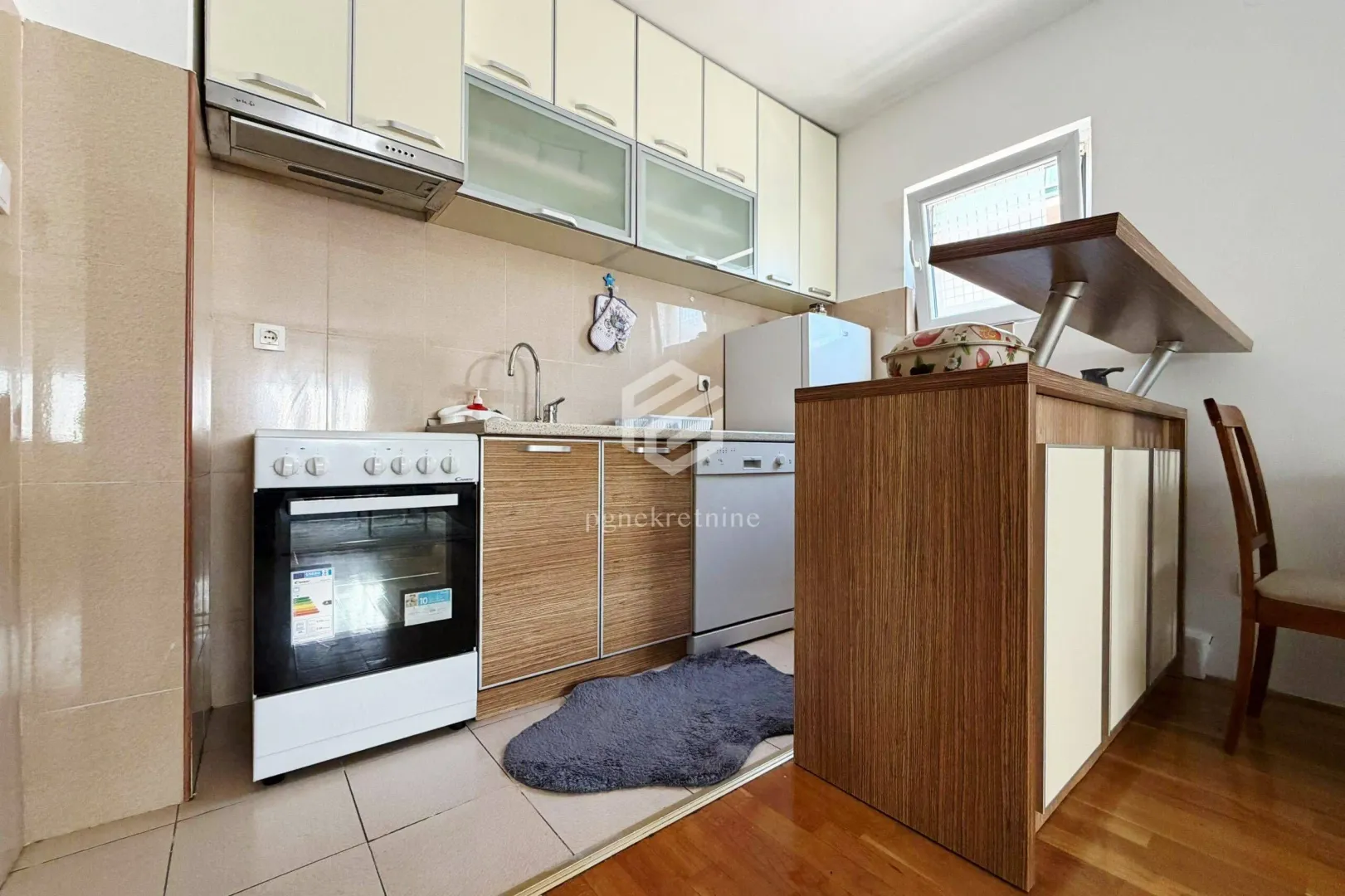 Rent, one bedroom apartment, 40m², Krivi Most, Podgorica