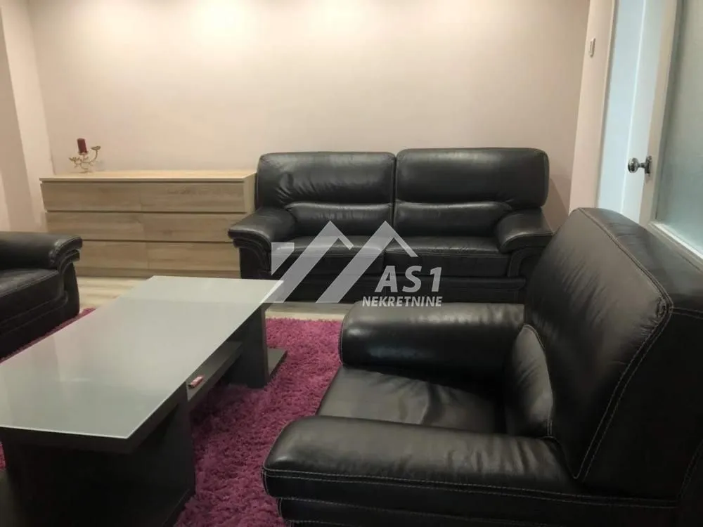 Izdavanje, dvosoban stan, 60m², Novo naselje, Novi Sad